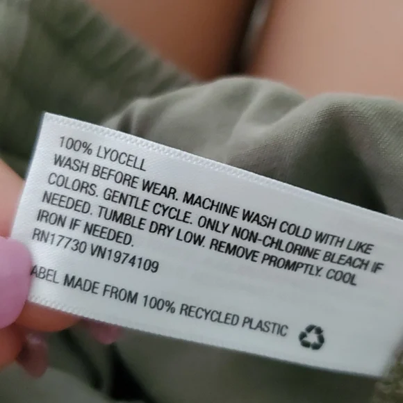 UNIVERSAL THREAD GREEN SHORTS - Picture 8 of 8